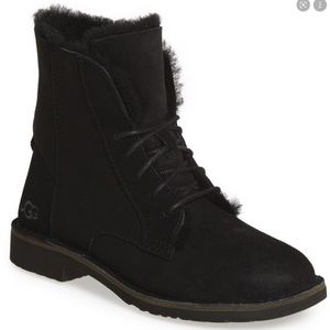 Quincy Short Ugg Boots